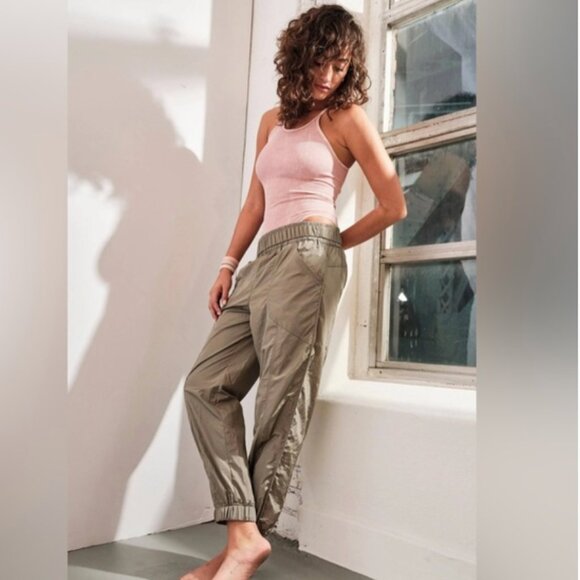 Free People Movement - The Way Home Joggers In Army- Medium - Picture 1 of 6